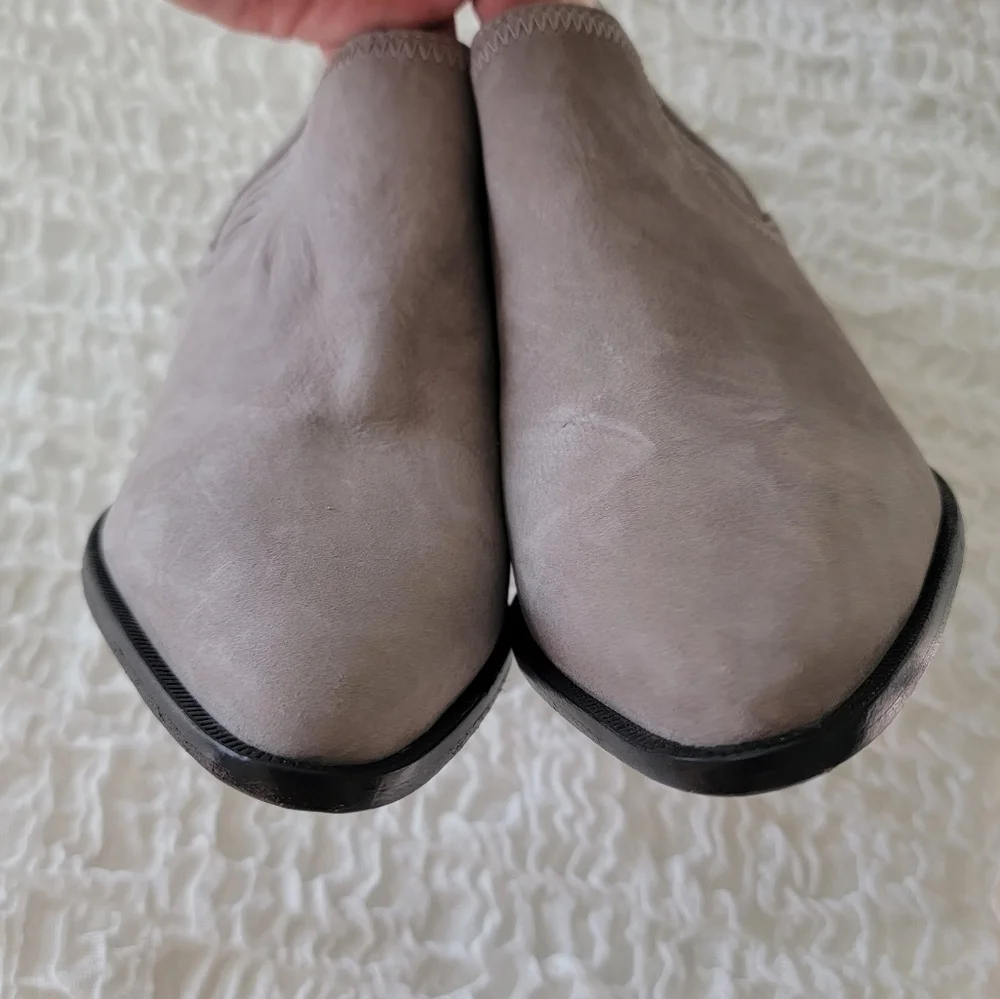 Schutz Jacqueline Suede Ankle Slip-On Bootie in Mouse Taupe Size 10